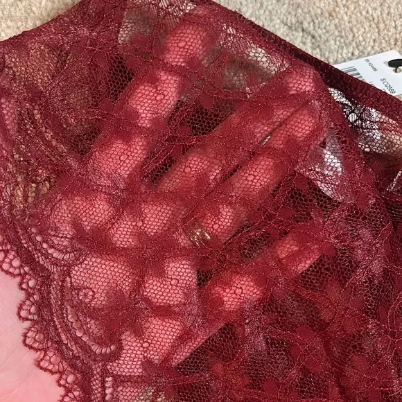 Intimissimi Deep Red Lace Panties - Picture 6 of 7